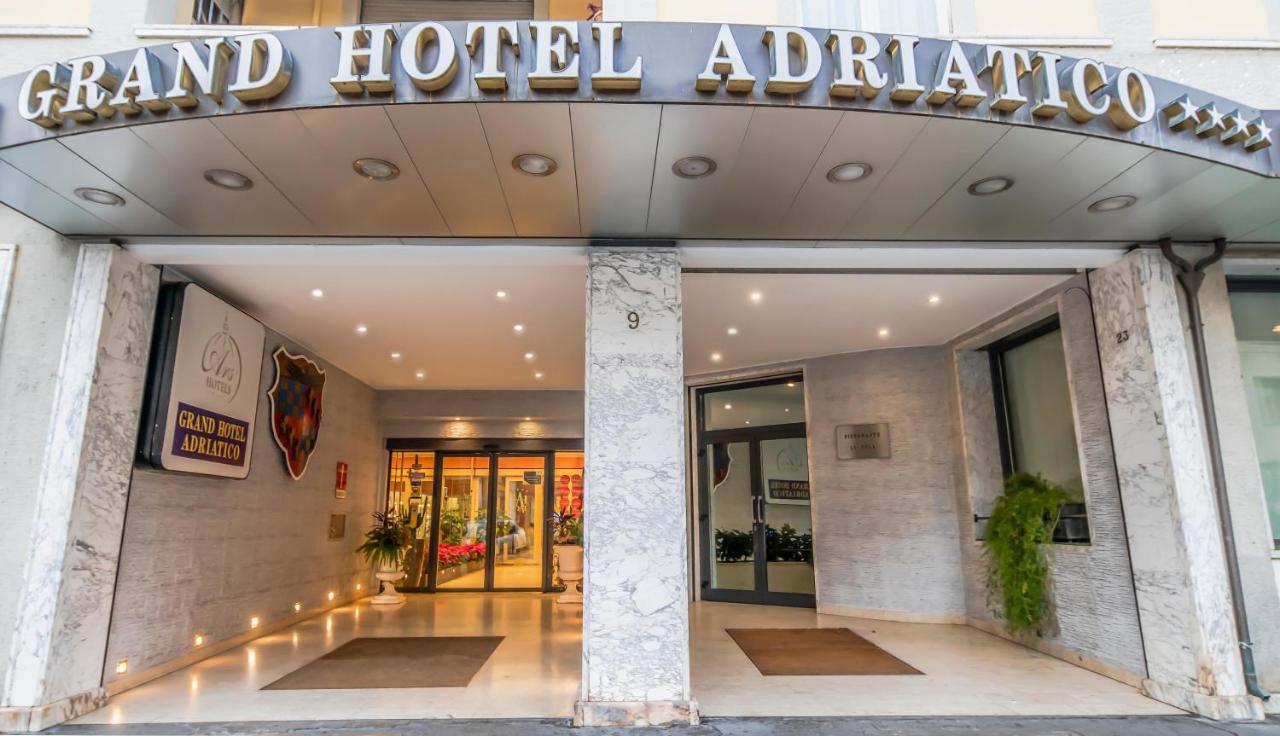 แกรนด์ โฮเทล อาเดรียติโก Hotel ฟลอเรนซ์ ภายนอก รูปภาพ